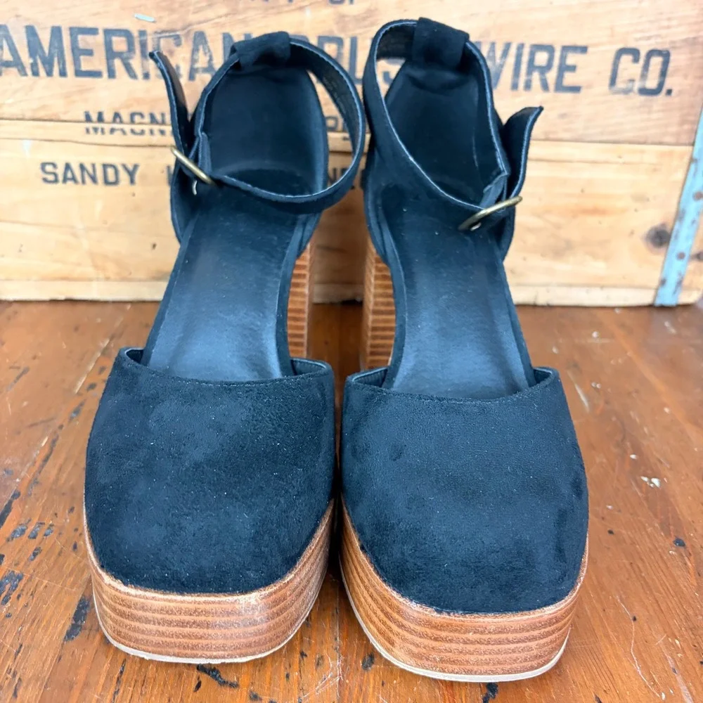 Cushionaire Tanner Black‎ Platform Wood Block Heel Square Toe Pumps 8M